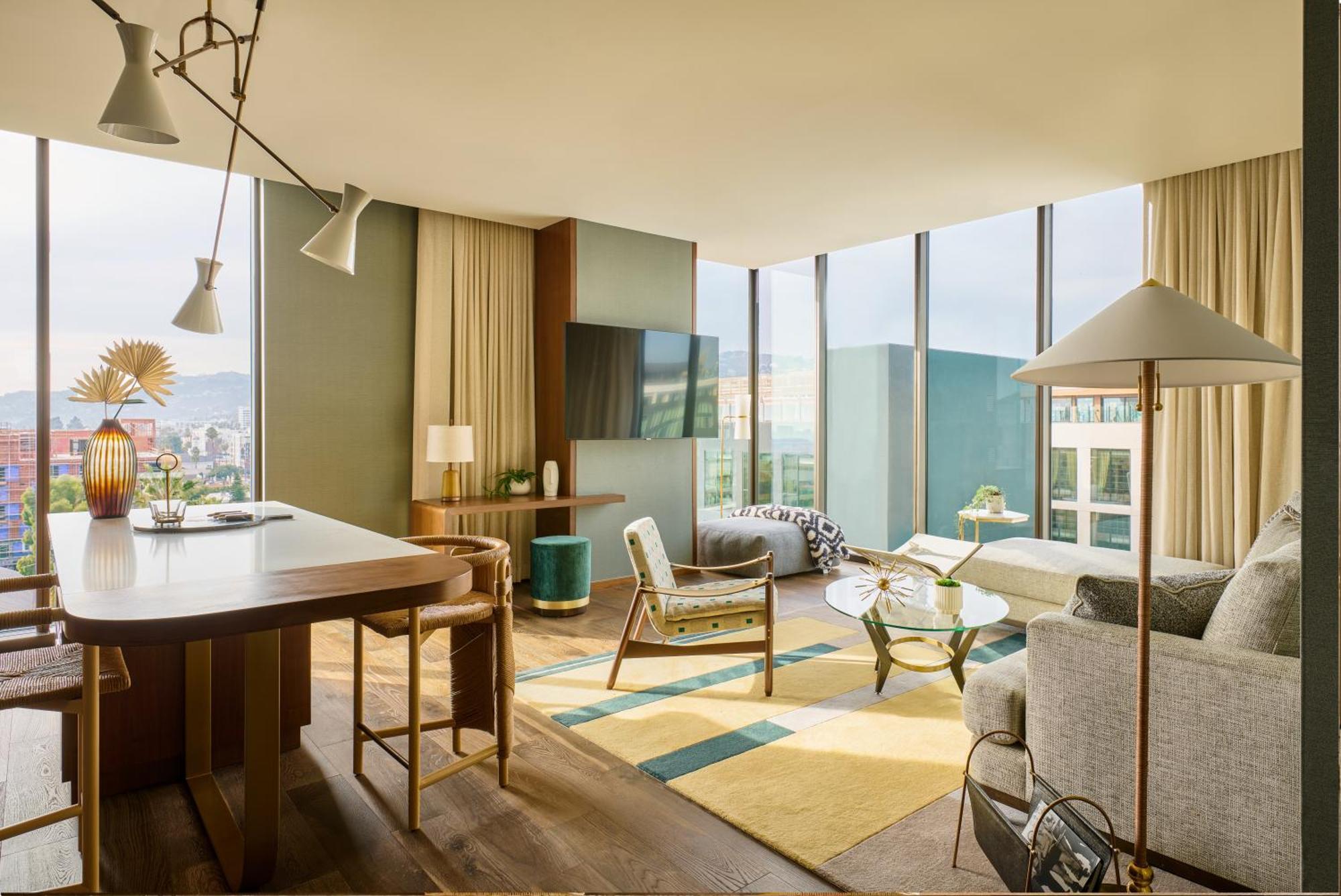 Thompson Hollywood, By Hyatt 4*